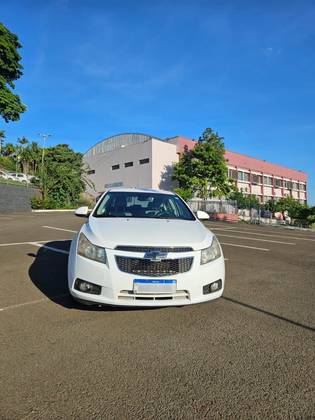 CHEVROLET CRUZE 1.8 LTZ 16V FLEX 4P AUTOMÁTICO CHEVROLET CRUZE 1.8 LTZ 16V FLEX 4P AUTOMÁTICO